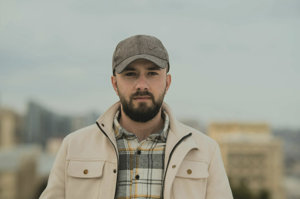 People Search For Ways To Improve In These “Am I The Jerk?” Stories